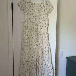 Floral Blue & White Maxi Dress